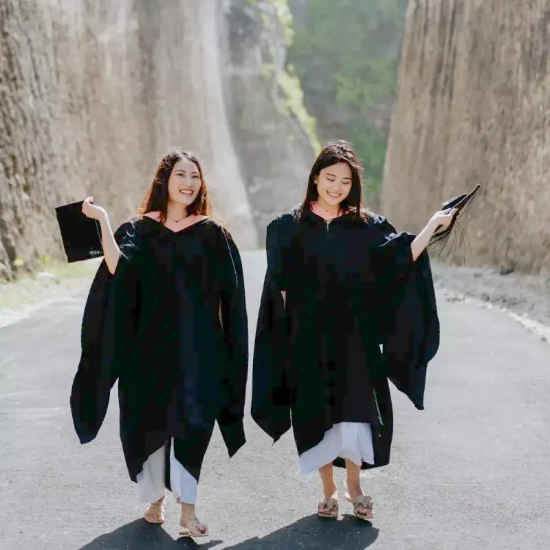 Graduation Photo 1 Hour